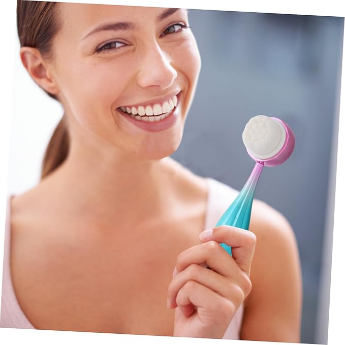 Dual-Sided Face Cleaning Brush Manual Silicone Facial Brush for Skin Exfoliating Face Scrubber Lip Scrubber Facial Cleansing Tools Travel-Friendly