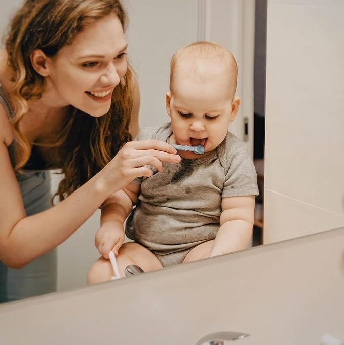 Moonkie Baby Finger Toothbrush Tongue Oral Cleaner Kit for 3 Months +, 3 Pcs (Blue/Mint/Blue)