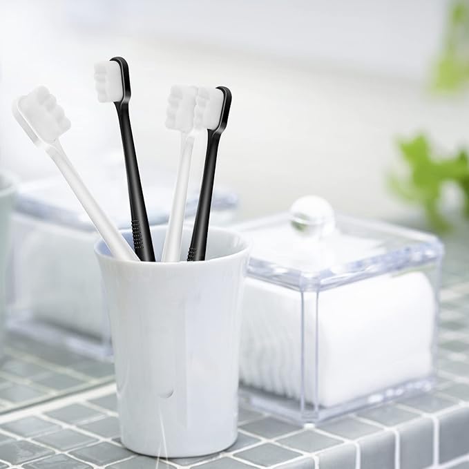 DI QIU REN 4Pcs Extra Soft Toothbrush, Ultra Soft-bristled Adult Toothbrush Micro-Nano 20000 Floss Bristle Good Cleaning Effect for Sensitive Teeth Oral Gum Recession (2 White & 2 Black)