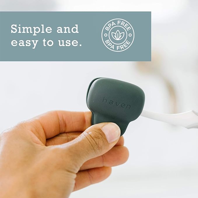 Haven Toothbrush Cover - Fits Electronic and Manual Toothbrushes - Toothbrush Case Holder for Travel - Set of Two Tooth Brush Cap Protectors (Emerald & Aqua)
