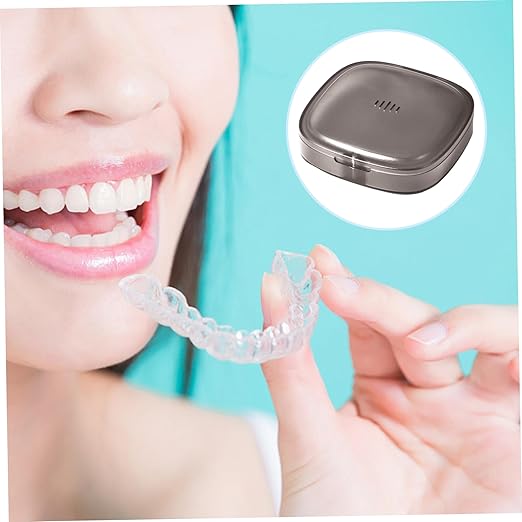 Retainer Case with Vent Holes PCTG Mouth Guard Case with Magnetic Closure Portable Transparent Grey Mouthguard Container for Home, Office, Travel Mouth Guard