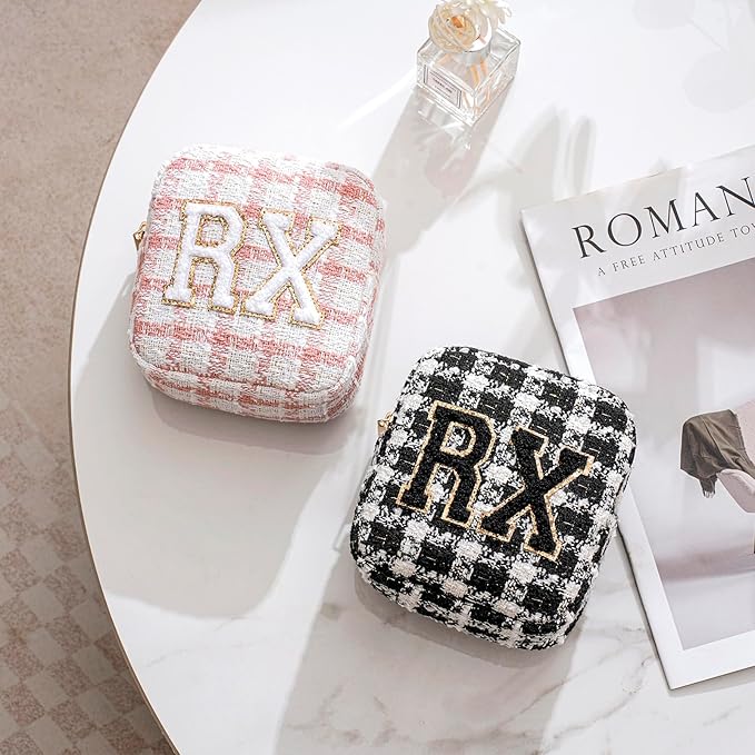 uekeboag Personalized Small Checkered Medicine Cosmetic Bag, Cute Plaid Pattern Chenille Letter Patch RX Drug Pouch with Zipper, Makeup Travel Gift Bag for Women and Girls (09 White Checkered)
